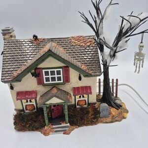 Department Of 56 Halloween Series Hauntsburg House.